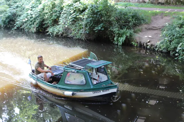 Lukas Los auf der "Green Mary"  | Foto: sb