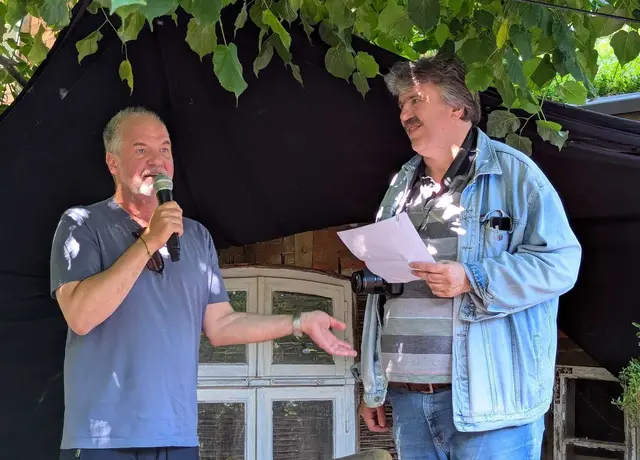 Stargast Marek Erhardt (li.) beim Interview mit WOCHENBLATT-Redakteur Christoph Ehlermann | Foto: Otto Gellersen