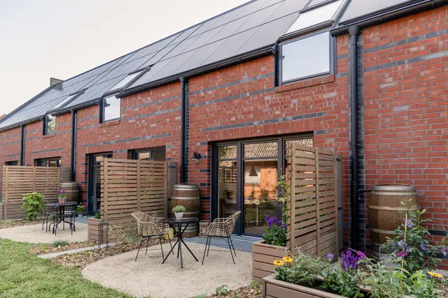 Die ersten Viebrock-Power-Townhouses stehen in Hollenstedt im Landkreis Harburg | Foto: Viebrockhaus