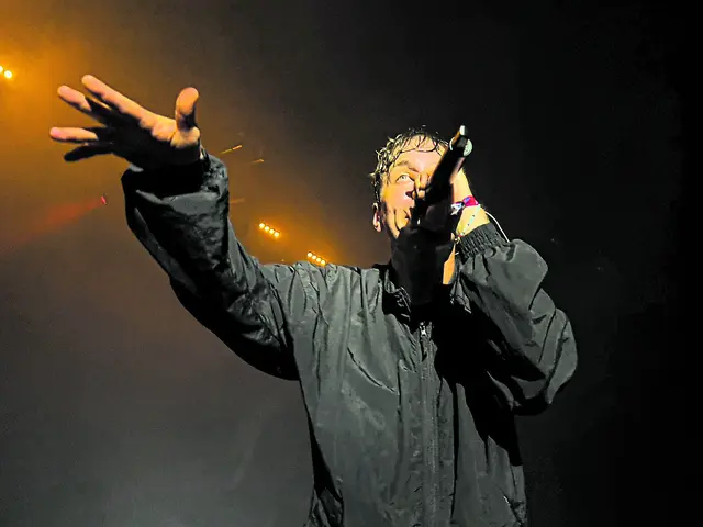 Mario Radetzky, Frontmann der Blackout Problems | Foto: @olb_in_concert