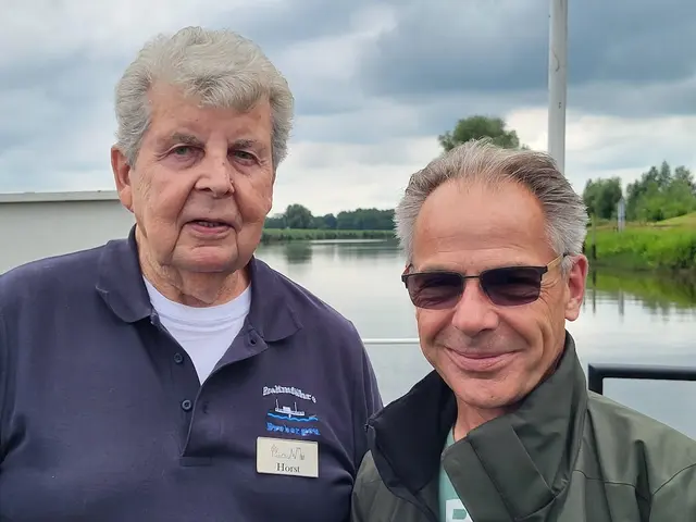 Ausbilder Horst Schimkatis (li.) und Ludger Steltenpohl | Foto: Ziemens