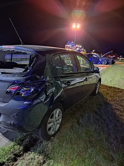 Beim Opel Corsa wurde das Heck beschädigt | Foto: Timm Ladwig, Feuerwehr Jork