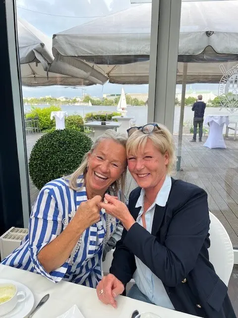  Elke Hedrich (li.) und Brigitte Landsiedel verbindet mehr als 50 Jahre Freundschaft | Foto: Landsiedel