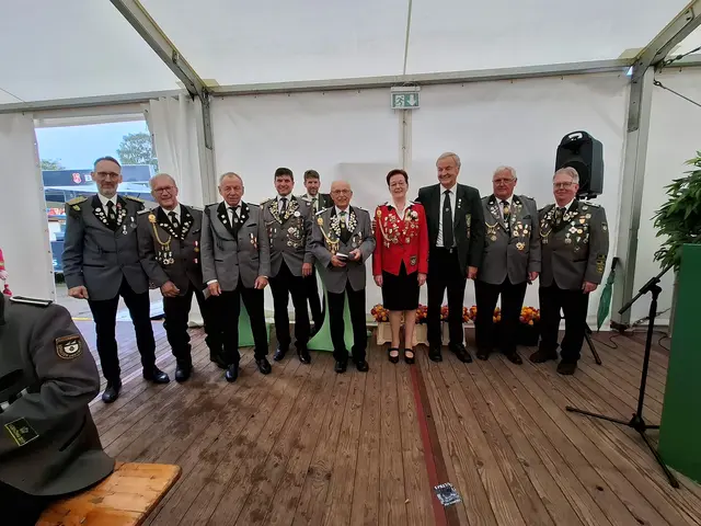 Geehrte Mitglieder des Schützenvereins Ashausen | Foto: Renate Buchholz