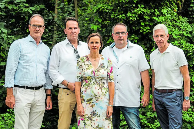 Die CDU zeigt Geschlossenheit (v. li.): Hans-Heinrich Aldag, André Bock, Dr. Cornell Babendererde, Jan Bauer und Landrat Rainer Rempe | Foto: Bock