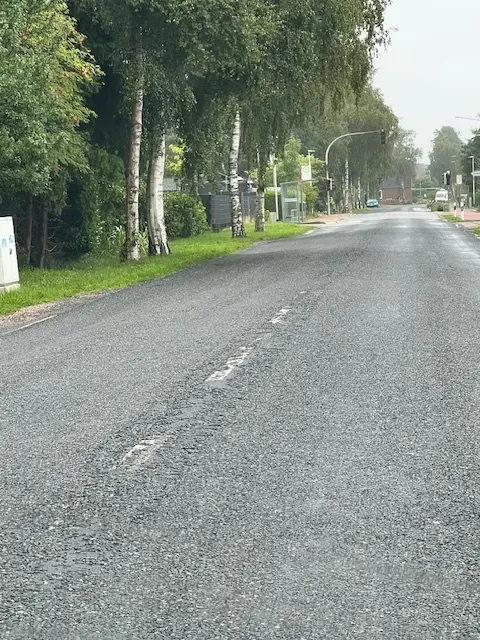 Die Kreisstraße 51, die durch Dammhausen führt, wird endlich saniert | Foto: Daniel Beneke/LK Stade