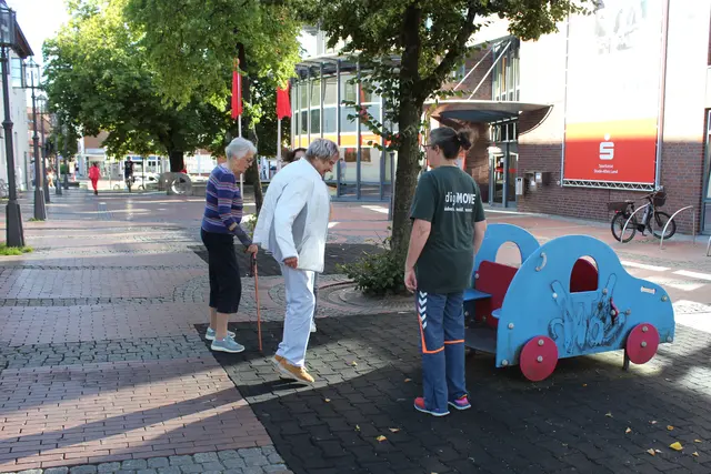 Das Hüpfen auf weichem Untergrund beugt u.a. Osteoporose vor | Foto: sb