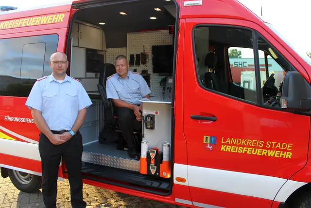 Der Leiter der Umwelteinheiten Holger Hase (re.) und Stellvertreter Kai Eccarius | Foto: Stefan Braun, FFW LK Stade