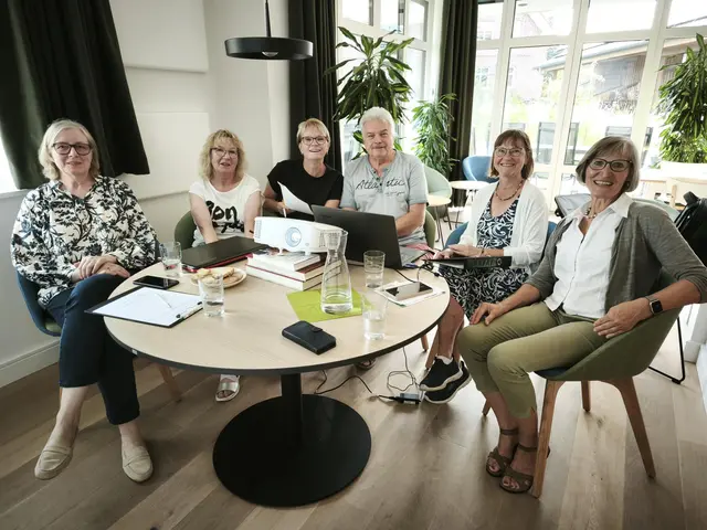 Haben das neue Teilhabe-Projekt auf die Beine gestellt (v. li.): Andrea Müller, Anja Claßen, Ines Westphalen, Walter Berthold, Brigitte Dähn und Gerlinde Wippich  | Foto: Bürgerstiftung Hanstedt