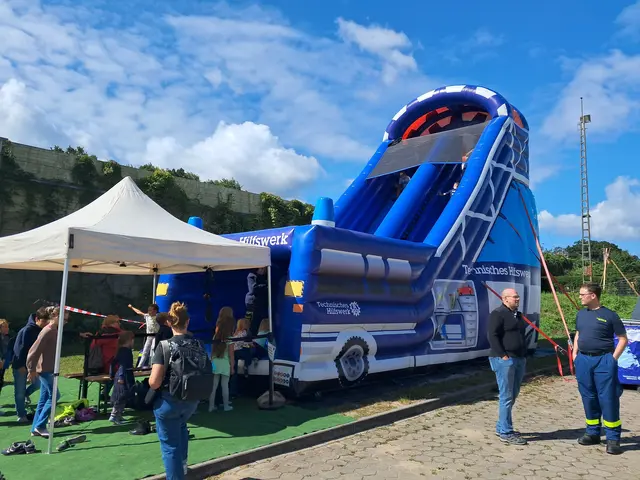 Begeistertes Juchzen und Kinderlachen war an der Rutsche zu hören | Foto: Anika Werner