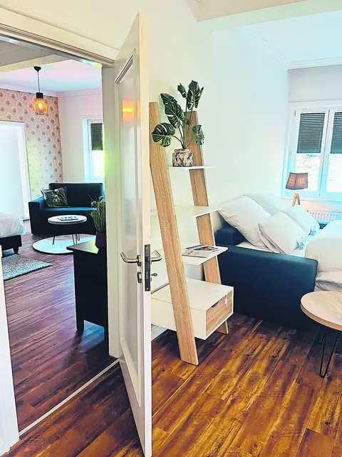 Das Apartment bietet für bis zu acht Personen Übernachtungsmöglichkeiten | Foto: BECRE MEDIA