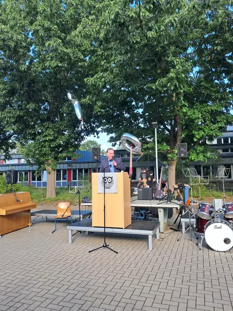 Bürgermeister André Wiese war selbst einmal Schüler am Gymnasium Winsen | Foto: Anika Werner