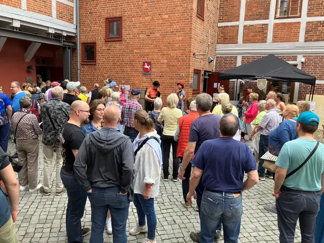 Viele Besucher freuten sich, einmal das Schloss genauer ansehen zu dürfen | Foto: Museum im Marstall