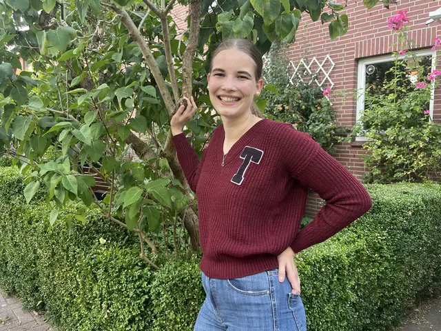 Charlotte Steinkopff freut sich über ihren NC von 1,1 im Abitur | Foto: Sandra Polenz