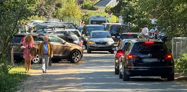 Die Situation in der Straße Am Büsenbach am Sonntag | Foto: A. Pieroth
