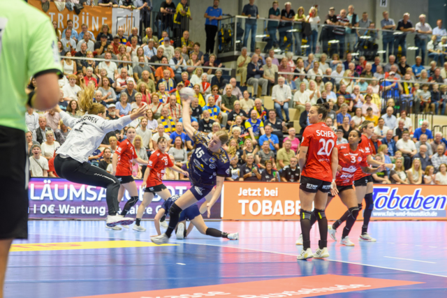 Erfolgreiche Handball-Bundesliga-Premiere am vergangenen Wochenende in der neuen Halle Nord | Foto:  Jürgen Wittholt