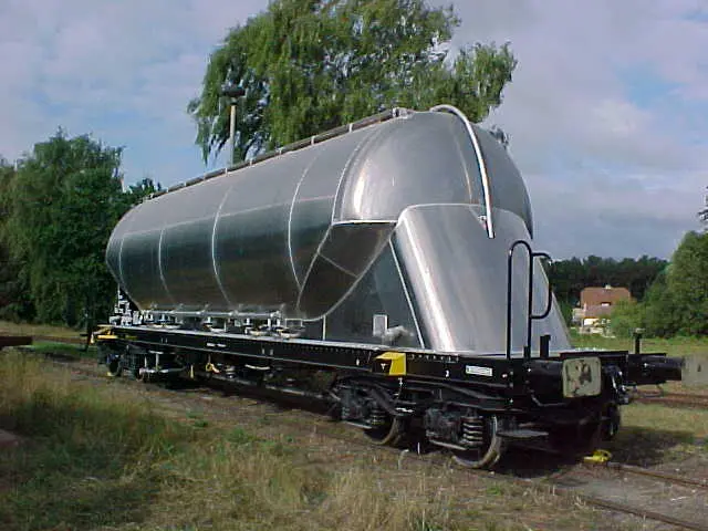 Foto: Feldbinder Spezialfahrzeugwerke GmbH