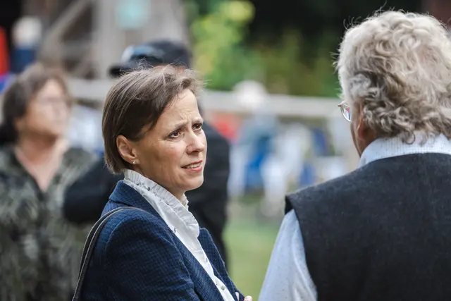 Dr. Cornell Babendererde im Gespräch | Foto: nw