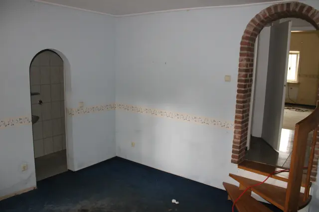 Die Räume in den bestehenden "Josthof"-Gebäuden werden saniert und zu modernen Appartements und Hotelzimmern | Foto: ce