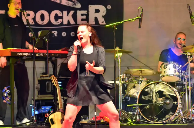 Powersängerin bei Cockroach | Foto: André Welle