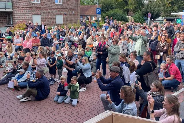 Zahlreiche Besucher verfolgten die Aufführungen | Foto: SG Lühe