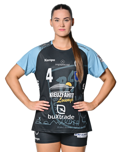 Verletzt: Larissa Kroepel | Foto: Der Sportfotograf/Felix Schlikis