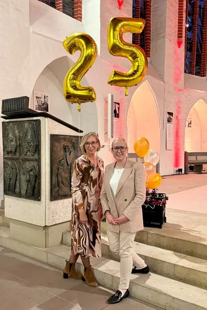 Andrea Kenne und Nadja Weippert beim Festakt | Foto: Ambulanter Hospizdienst Winsen