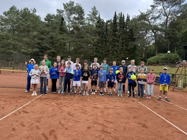 Die Teilnehmerinnen und Teilnehmer des diesjährigen Seeve Cups | Foto: TC Ramelsloh