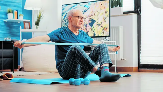 Das Forschungsproket SELFIT bietet Senioren eine tolle Möglichkeit, kostenlos die eigene Lebensqualität zu verbessern | Foto:  DC Studio/Adobe Stock