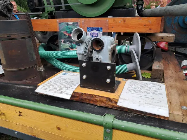 Werner-Heinrich Losse erklärte auch einen Turbolader | Foto: Anika Werner