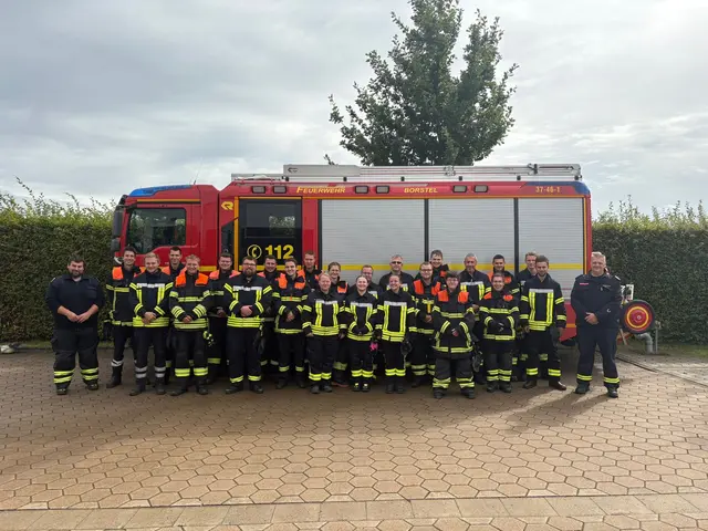 23 Feuerwehrleute aus Jork und Lühe haben erfolgreich den Truppführer-Lehrgang absolviert und übernehmen nun mehr Verantwortung im Einsatz. | Foto: Feuerwehr Jork