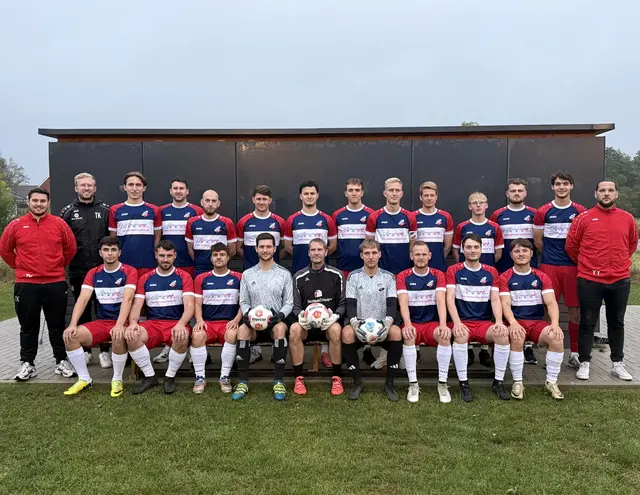Das neu formierte Team der SG Elbdeich für die Saison 2025/26 in der 1. Fußball-Kreisklasse | Foto: SG