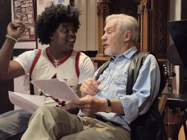 Judi und Hartmut Großmann brachten plattdeutsche Sketche auf die Bühne | Foto: Astrid Sitarz