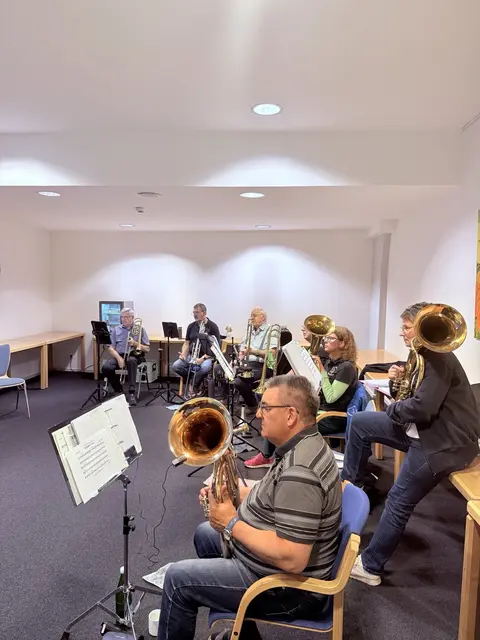 Die Bläserinnen und Bläser vom Stadtorchester Winsen waren wieder fleißig.  | Foto: Stadtorchester Winsen