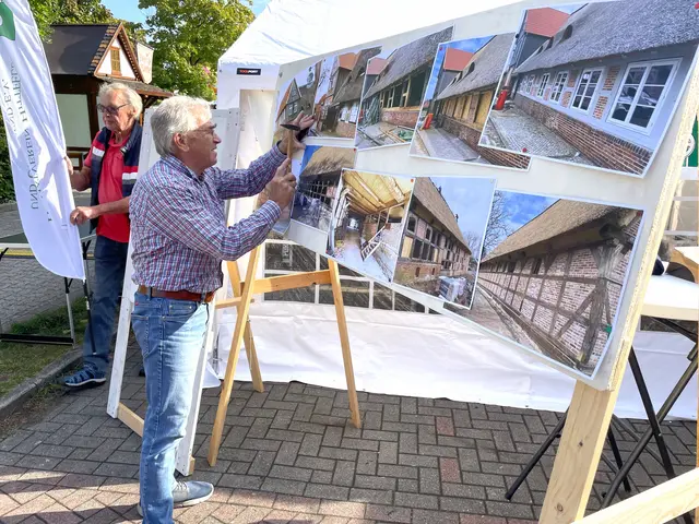 Viel Mühe haben sich die Mitglieder des Heimatvereins bei ihrer Ausstellung gegeben | Foto: Heimatverein Hittfeld