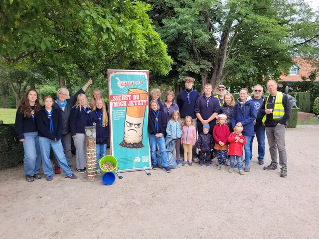 Sie haben ganze Arbeit geleistet – die fleißigen Harsefelderinnen und Harsefelder haben die Umgebung von Müll befreit | Foto: Klimaschutzmanagement Harsefeld