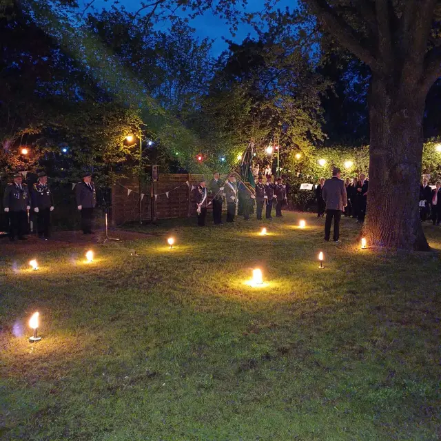 Zapfenstreich im Schützengarten | Foto: SK Borstel-Sangenstedt