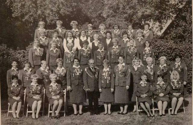 Damenabteilung zu ihrem 25jährigen Bestehen 1996 | Foto: Archiv SK Borstel-Sangenstedt