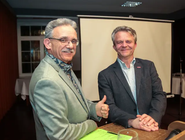 Innungs-Obermeister Michael Panten (li.) mit Referent Udo Kaethner von der Handwerkskammer Braunschweig-Lüneburg-Stade | Foto: ks
