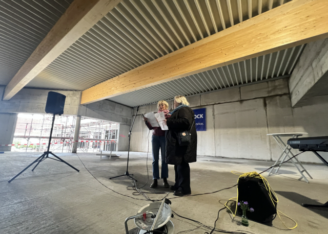 Kitaleiterin Anke Heer-Michalsky (l.) und Schulleiterin Frauke Fischer-Schönhöbel freuen sich auf den gemeinsamen Bildungsstandort | Foto: Tina Lüecke