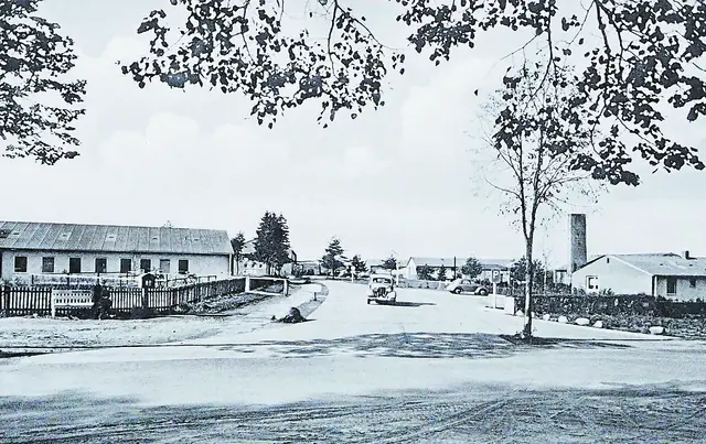 Historisch: So sah die Einfahrt zum Krankenhaus Buchholz im Jahr 1955 aus | Foto: Krankenhaus Buchholz