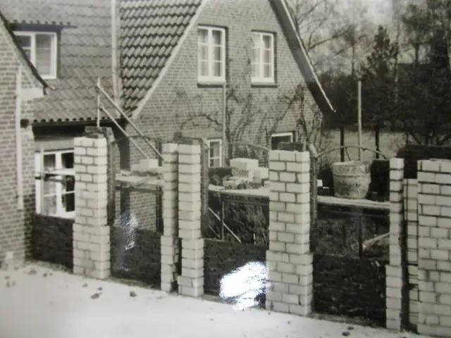 Arbeiten zum Neubau des ersten Gemeindehauses 1972 | Foto: Kreuzkirchengemeinde Sprötze