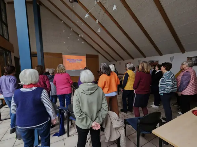Beim offenen Singen „ELSI – Elstorf singt!“ sind alle willkommen – ohne Noten, ohne Proben, einfach mit Spaß an der Musik | Foto: Brigitte Sonnenberger