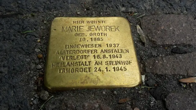 Stolpersteine sind Teil eines europaweiten Kunstprojekts von Gunter Demnig und erinnern an die Opfer des nationalsozialistischen Terrors | Foto: Florian Schneider
