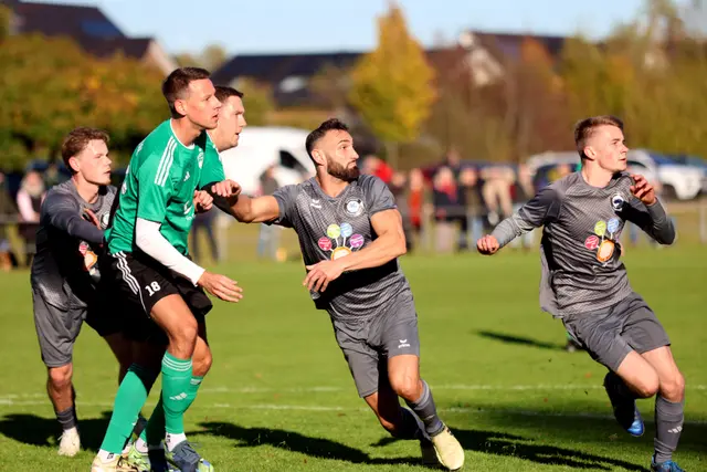 Packende Szenen gab es im Ligaspiel zwischen der SG Estetal (Trkots in grün) und der Eintracht Munster zu sehen | Foto: cc