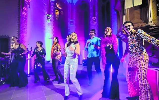 Die Besucher der Vorstellung dürfen sich auf tolle Musik- und Tanzbeiträge freuen | Foto: David Goltz