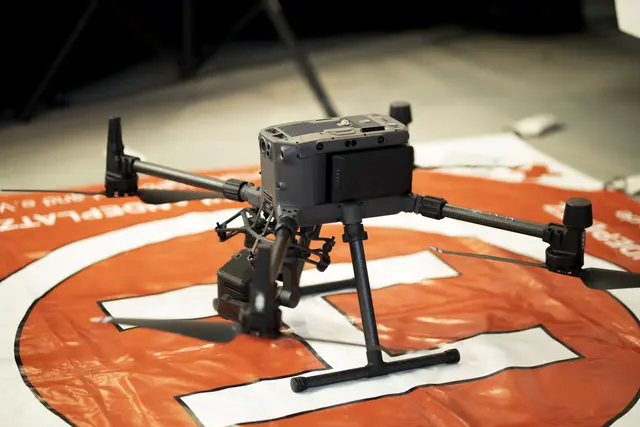 Moderne Technik im Einsatz für schnelle Hilfe – Drohne der DRK-Kreisbereitschaft | Foto:  Amza Rugema / DRK Harburg-Land