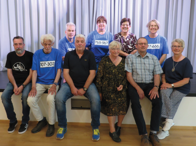 Das Ensemble aus Hammah spielt diese Saison "Residenz Slott &amp; Riegel" | Foto: Theater- und Volkstanzgruppe Hammah