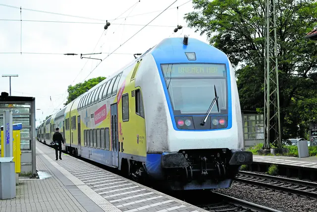 Beim Metronom gilt wegen fehlender Fahrzeuge ab November wieder ein "Stabilisierungsfahrplan" | Foto: bim