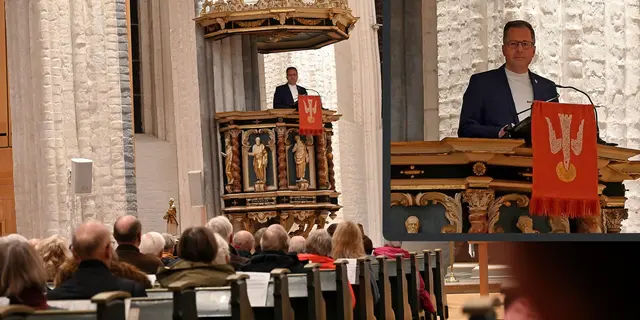 Landrat Kai Seefried predigte am Reformationstag in der Stader St.-Wilhadi-Kirche | Foto: Daniel Beneke/Landkreis Stade